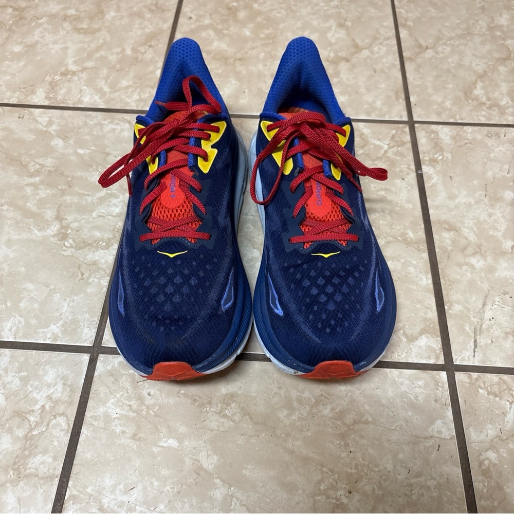 Hoka One One Clifton 9 Shoes Mens Size 12.5 Wide 2E Purple Red Running 1132210